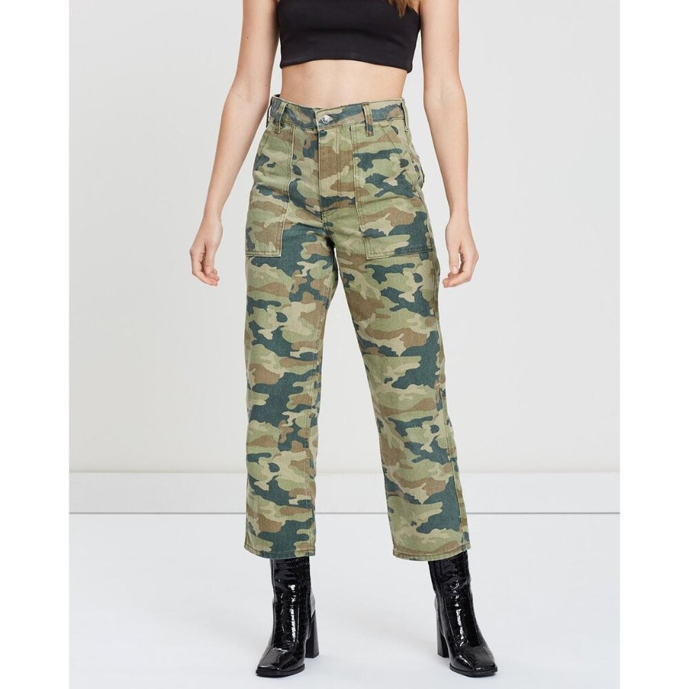 New Free People Remy Camo Print Wide Leg Jeans Size 25